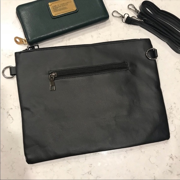 ❤️ SUPER HERO BAG WRISTLET CLUTCH - Picture 8 of 8